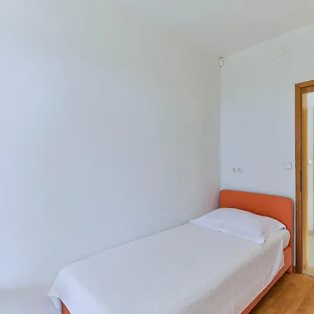 Olivar House With Heated Pool And Access Privlaka (Zadar)