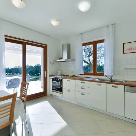 Olivar House With Heated Pool And Access * Privlaka (Zadar)